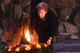 Merkel: "Alemania debe recordar los crímenes del Holocausto"