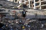“Aquí veo mucha gente, pero no veo humanidad”: sobrevivientes del terremoto en Venezuela