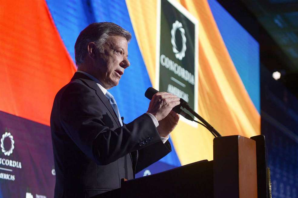 El presidente colombiano Juan Manuel Santos, revelando logros de su administración en materia económica. / Presidencia