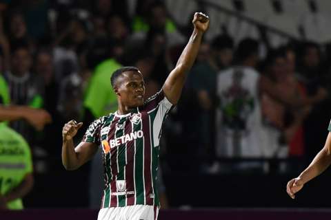 Jhon Arias sigue encendido: nuevo gol y asistencia en Brasil con Fluminense