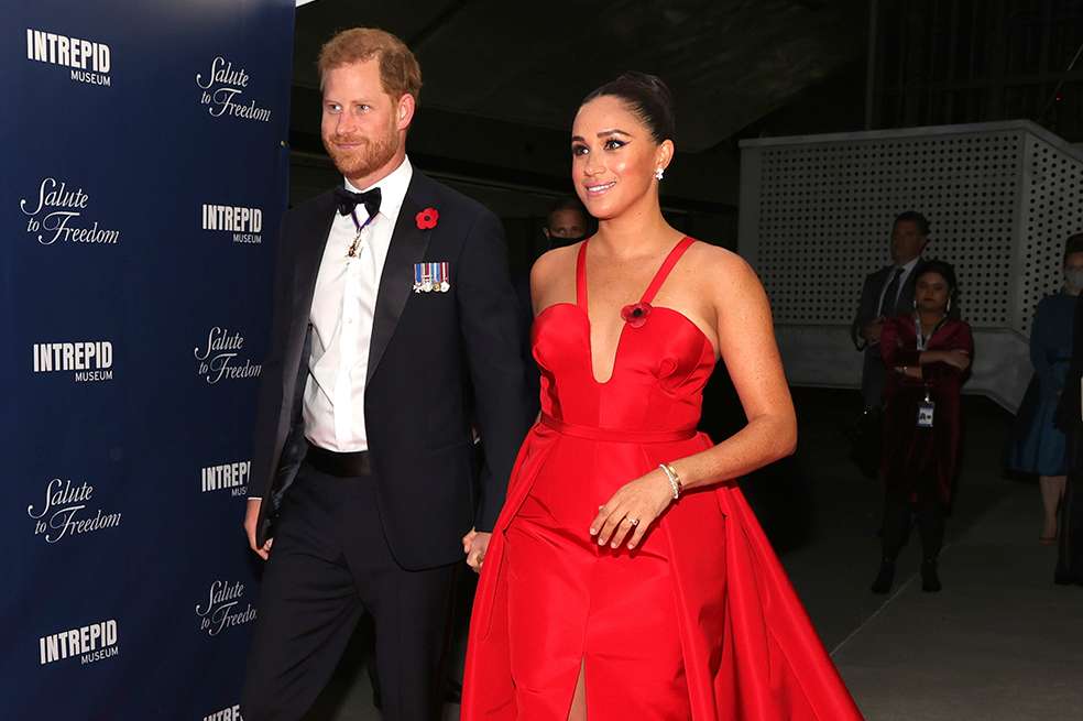 Harry y Meghan visitaron a la Reina en el Castillo de Windsor. Tomaron el té, pero no llevaron a sus hijos.