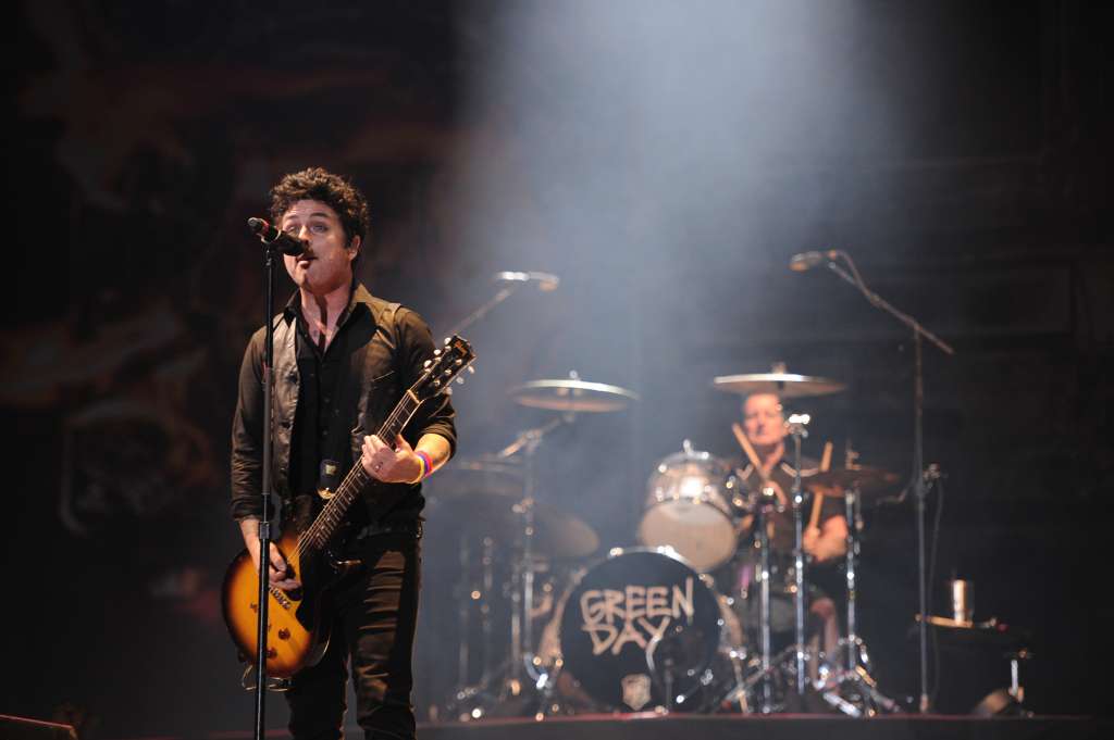 Vocalista, compositor y guitarrista principal de la banda de punk rock Green Day, durante el concierto realizado en el Parque Simón Bolívar.
