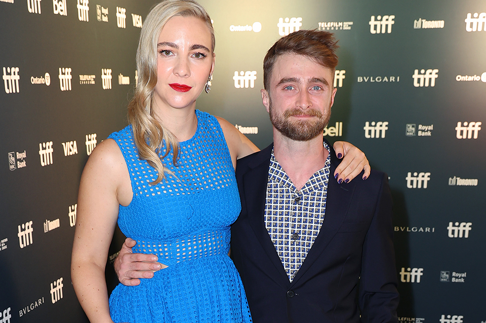 Erin y Daniel se conocieron en 2013, en el 'set' de 'Amores asesinos'. Ella ha provocado un cambio positivo en el actor, quien está muy feliz con su próxima paternidad.