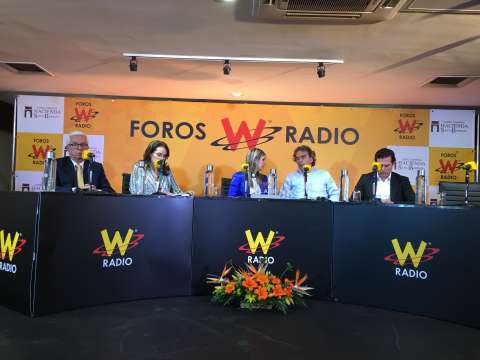 En Colombia, pareciera que ser honrado es una especie de estupidez: Jorge Robledo