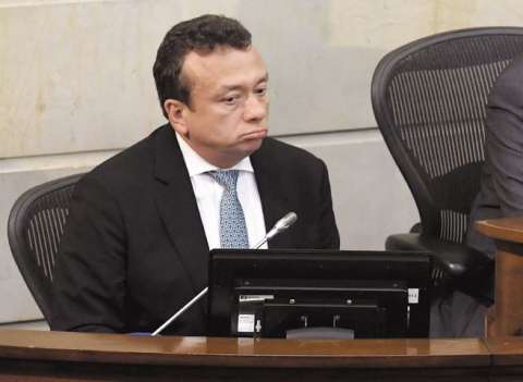 Corte suprema impuso medida de aseguramiento carcelario al Senador Eduardo Pulgar