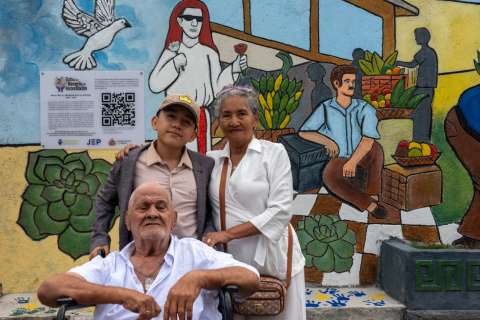 El viacrucis de una abuela para limpiar el nombre de su nieto, víctima de falsos positivos