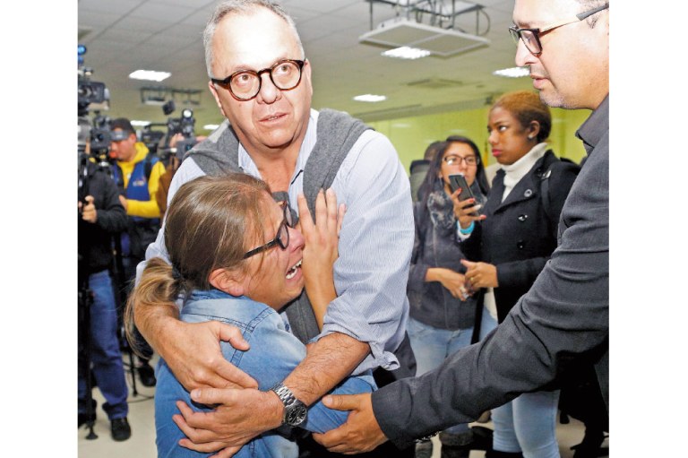 Zozobra por suerte de periodistas secuestrados