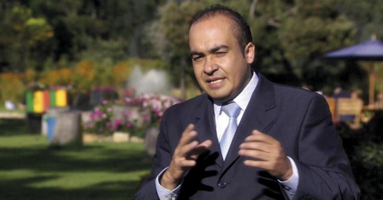 Jorge Enrique Leal, un genio que enseña como entender a los sordos