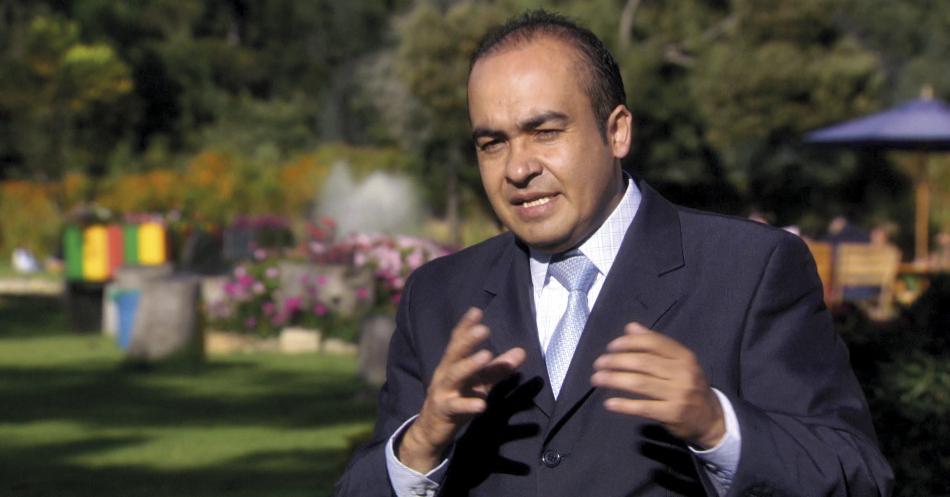 Jorge Enrique Leal, un genio que enseña como entender a los sordos
