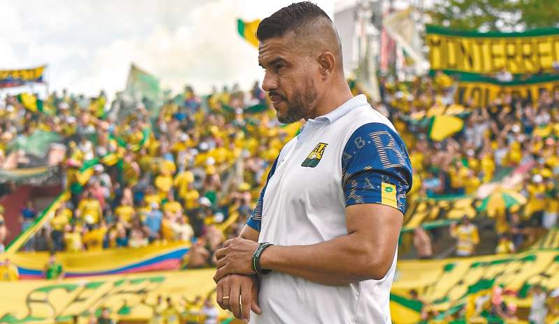 Alexis Márquez llegó al equipo de la capital santandereana en el segundo semestre de 2022. Dirigió antes a Pereira y Jaguares . / Atlético Bucaramanga