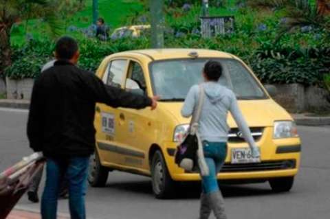 Joven de 14 años habría sido víctima de abuso en presencia de su novio en Bogotá 