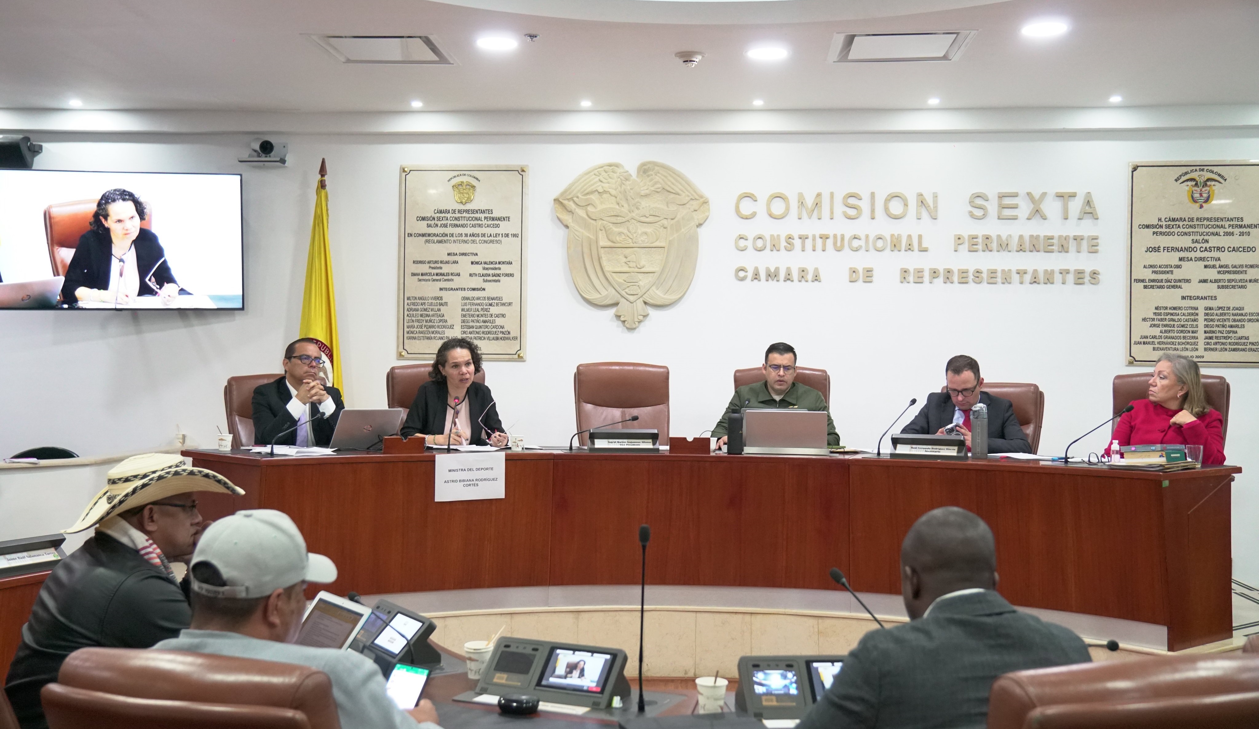 Ministra del Deporte, Astrid Rodríguez, durante debate de control político en la Cámara de Representantes