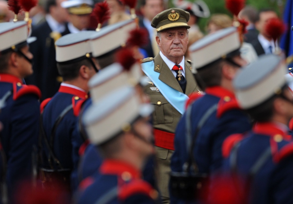 Juan Carlos I durante un desfile en España. Octubre 12, 2008