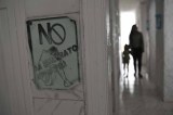 Escondiéndose de la violencia