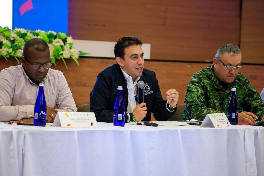 Registrador Alexander Vega.