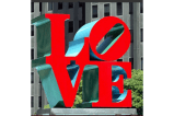Murió Robert Indiana, el creador del icónico LOVE