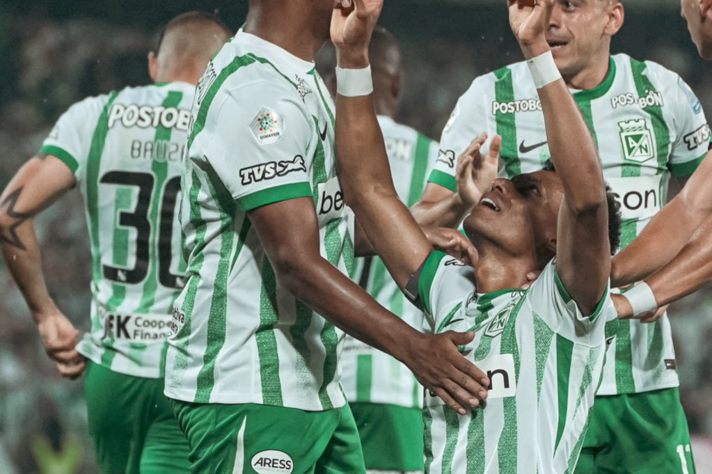 La celebración de Atlético Nacional, tras derrotar a Millonarios.