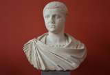 Un museo en el Reino Unido reclasificó a un emperador romano como una mujer trans