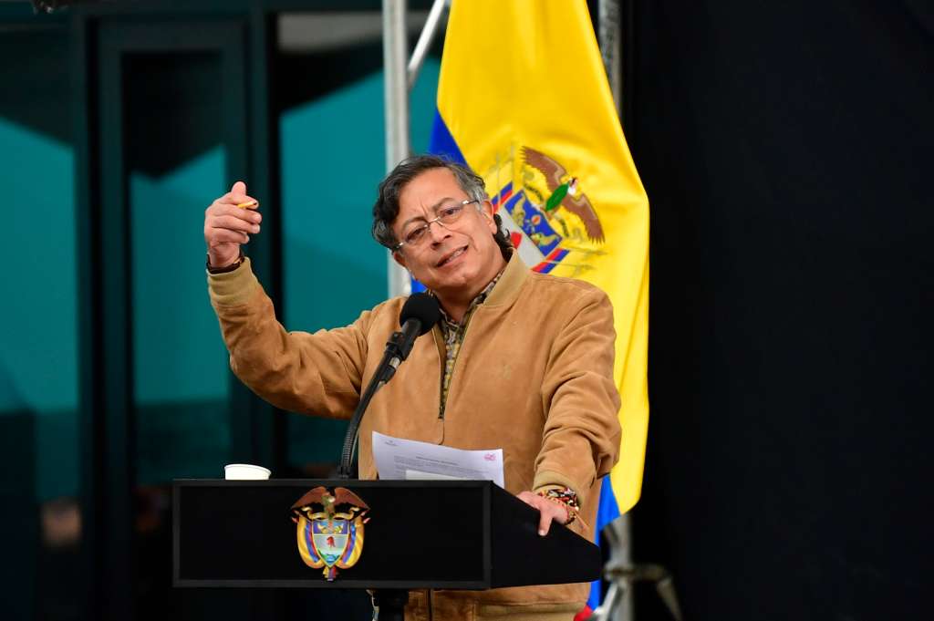 Presidente de la República durante la inauguración del nuevo edificio de la Facultad de Artes de la Universidad Nacional