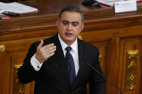 Fiscalía venezolana reporta suicidio de supuesto implicado en atentado contra Maduro