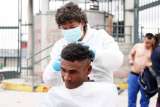 44 personas habitantes de calle recibieron ropa, alimentación y corte de cabello
