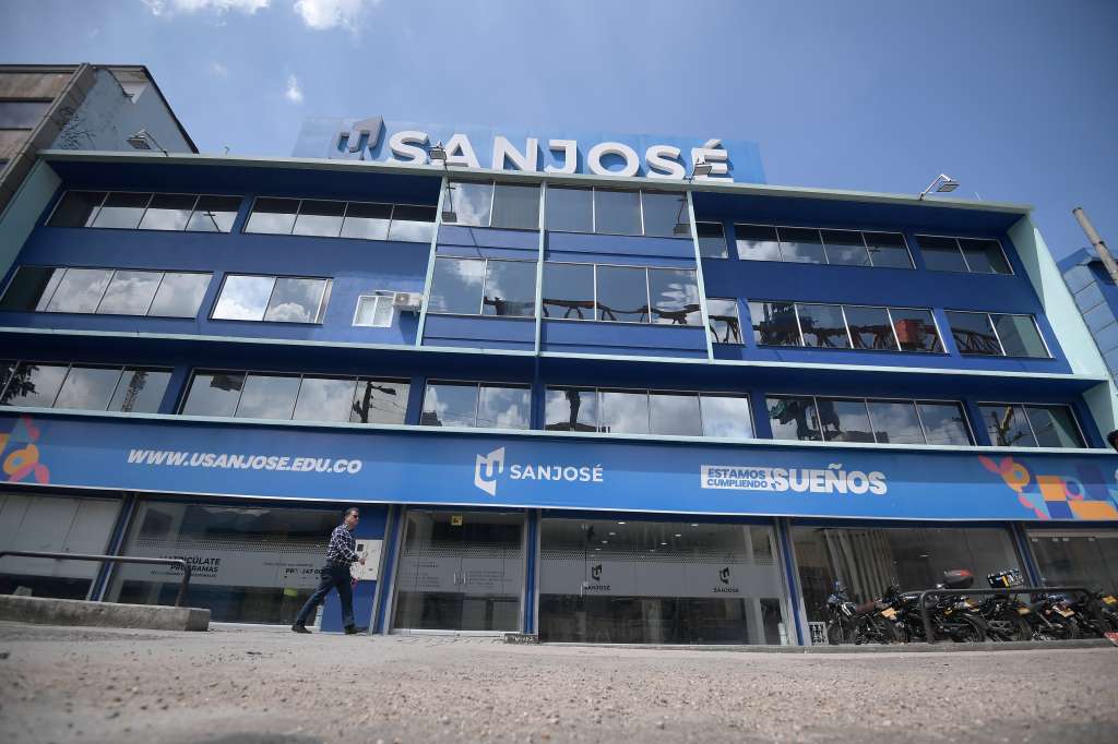 Fachada de esta institución educativa, cuya sede principal está ubicada en la Avenida Caracas con calle 63, en Bogotá