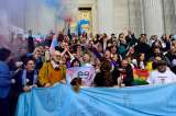 España y Escocia aprobaron leyes trans, ¿en qué consisten?