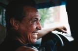 La felicidad tiene forma de ‘U’: los 48 años son la edad menos satisfactoria en Colombia