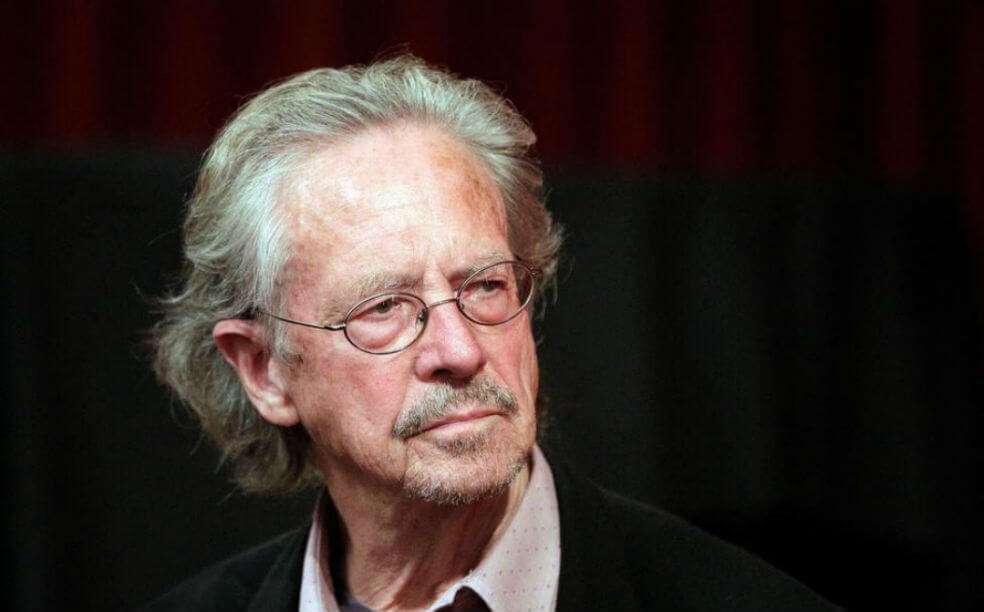 El escritor austriaco Peter Handke, galardonado con el Premio Nobel de Literatura 2019. / EFE