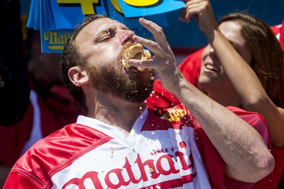 Joey Chestnut. / AFP