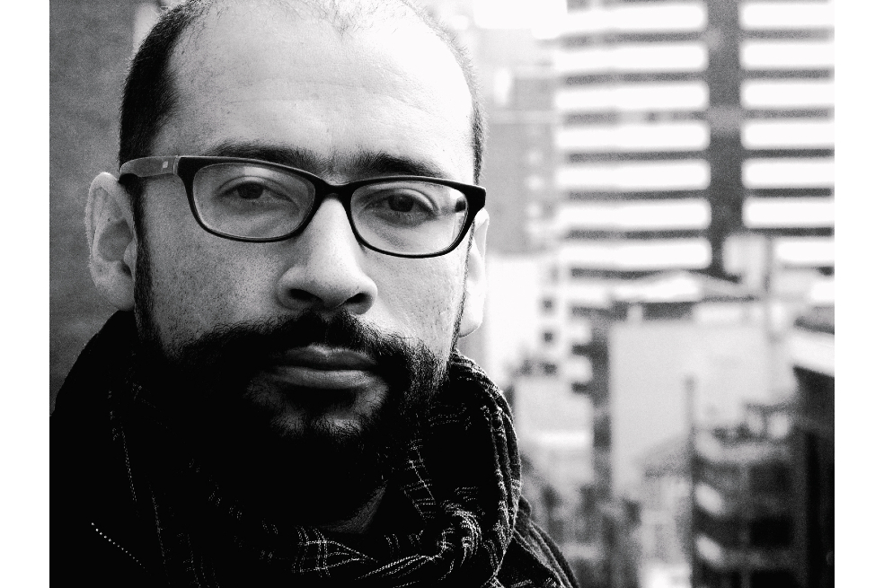 Óscar Adán es el escritor de la novela 'Fieras' publicada por la Editorial Lugar Común.