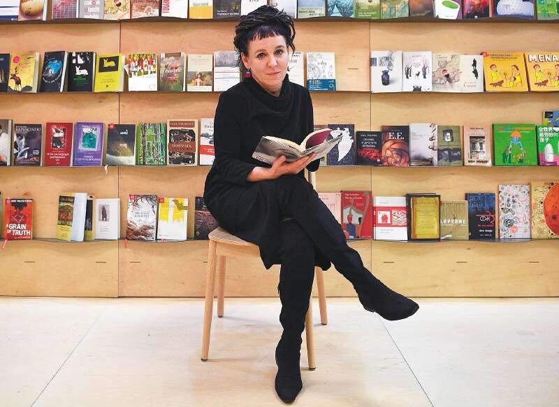 La obra de Olga Tokarczuk se consigue en español bajo los sellos editoriales Lumen, Siruela, Anagrama y Océano. / EFE