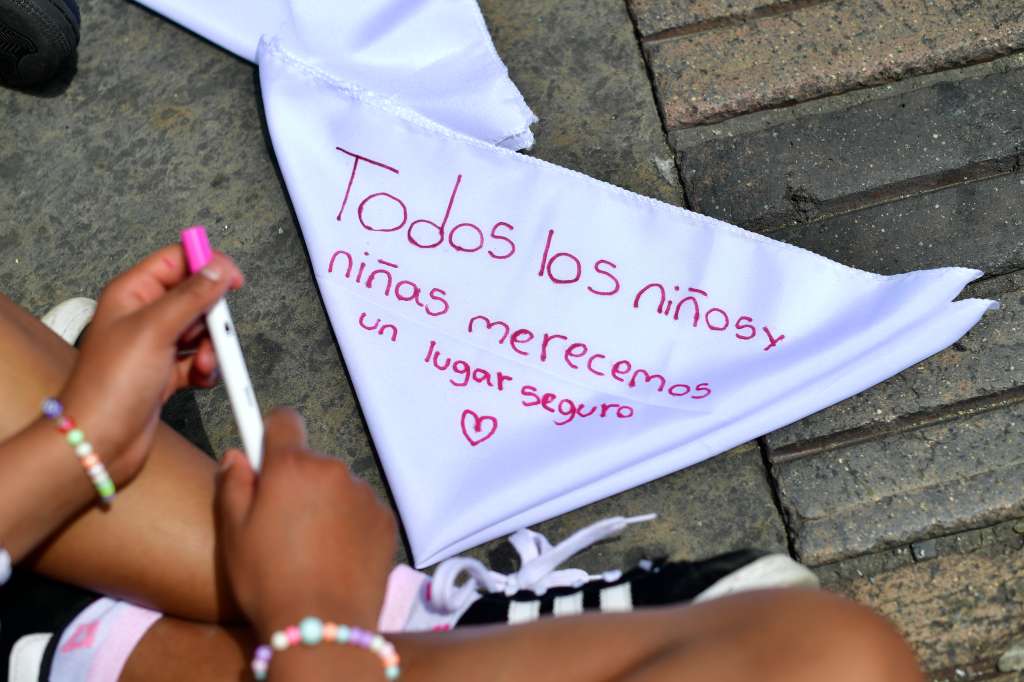 Conmemoración para hacer un llamado al no reclutamiento de niñas, niños, adolescentes y jóvenes menores de 18 años en la guerra