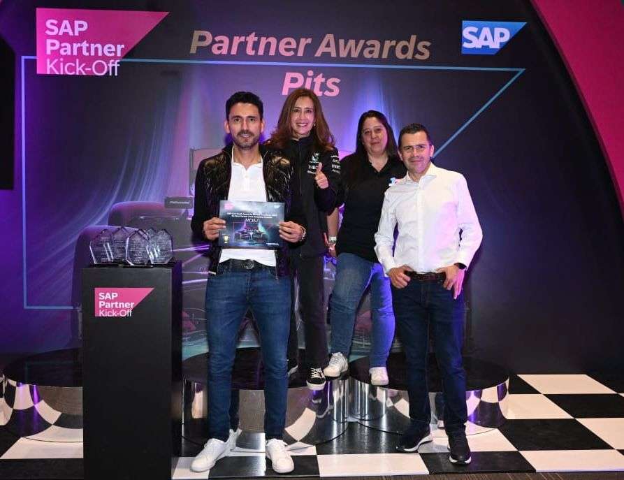 Germán Borrero, gerente MQA Región Andina; Marcela Perilla, presidente de SAP Latinoamérica Norte; María Andrea Suárez, SAP PBM; y Belisario Moreno, Gerente de Servicios MQA.