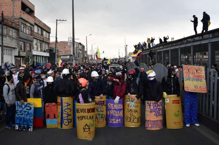 En la manifestación también se encuentran miembros de la Primera Línea.