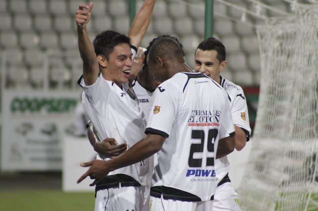 Otra vez celebra el blanco-blanco de Manizales / Tomada de Golcaracol.com