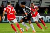 El Campín vibró con el encuentro Santa Fe vs. Mineiro