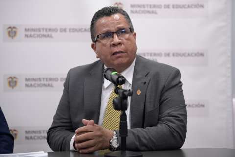 Tras acusaciones de De la Espriella, rector de la Universidad de Córdoba no renunciará