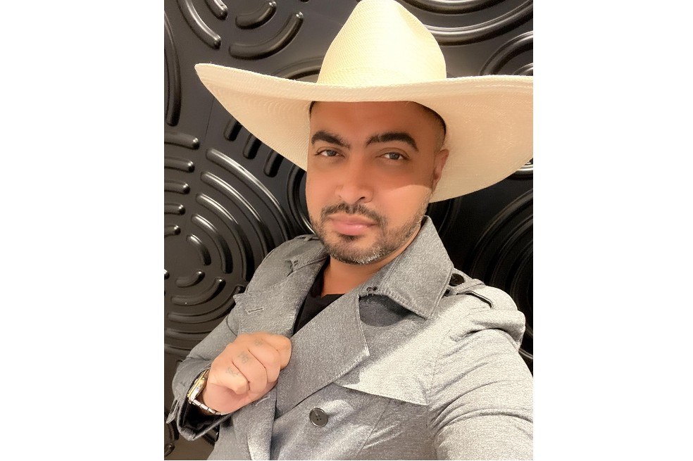 “Me han dado palo por eso”, dijo el cantante de música popular, quien le hizo un homenaje a la Diva de Colombia con ese grabado.