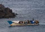Naufragó barco con migrantes en Islas Canarias: hay 49 desaparecidos