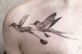 El catálogo de un tatuador está en la calle