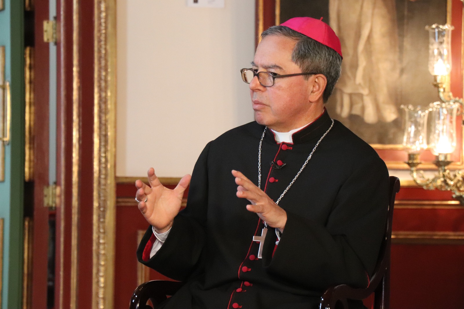 El presidente de la Conferencia Episcopal y arzobispo de Bogotá, monseñor Luis José Rueda Aparicio, pidió más diálogo entre las instituciones.