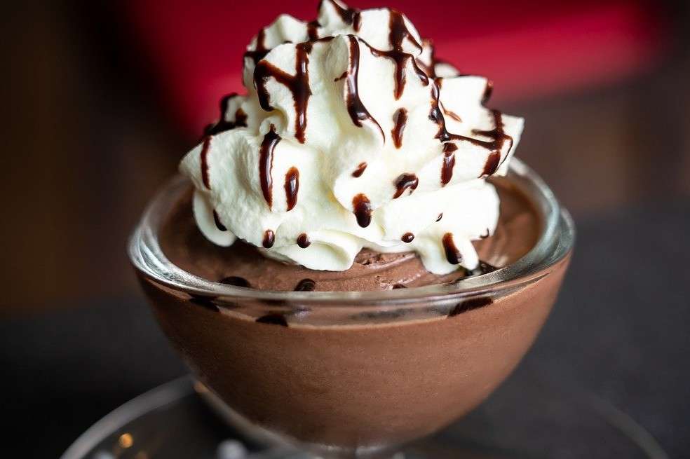 Sigue este paso a paso y prepara un increíble mousse de chocolate.