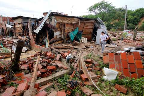 Fenómeno de la niña: Más de 60.000 familias afectadas por temporada de lluvias en Colombia