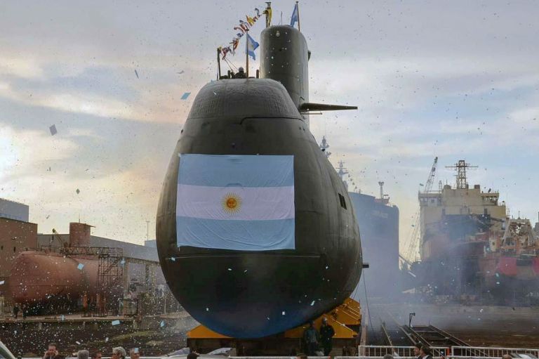 El hombre que se salvó de la tragedia del submarino argentino por su madre