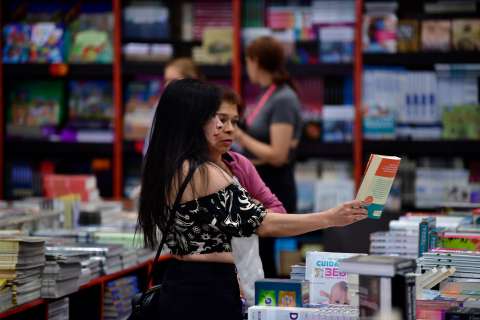 Programación Feria del Libro 29 de abril: horarios, eventos e invitados