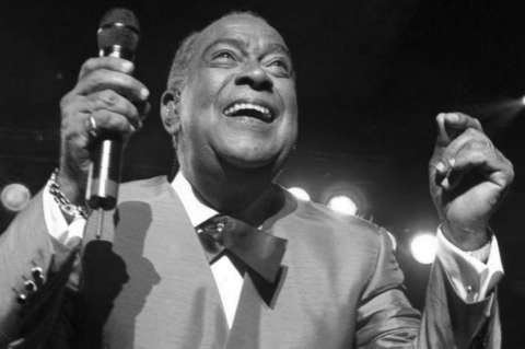 Esposa de Cheo Feliciano reconoce que el cantante conducía sin cinturón de seguridad