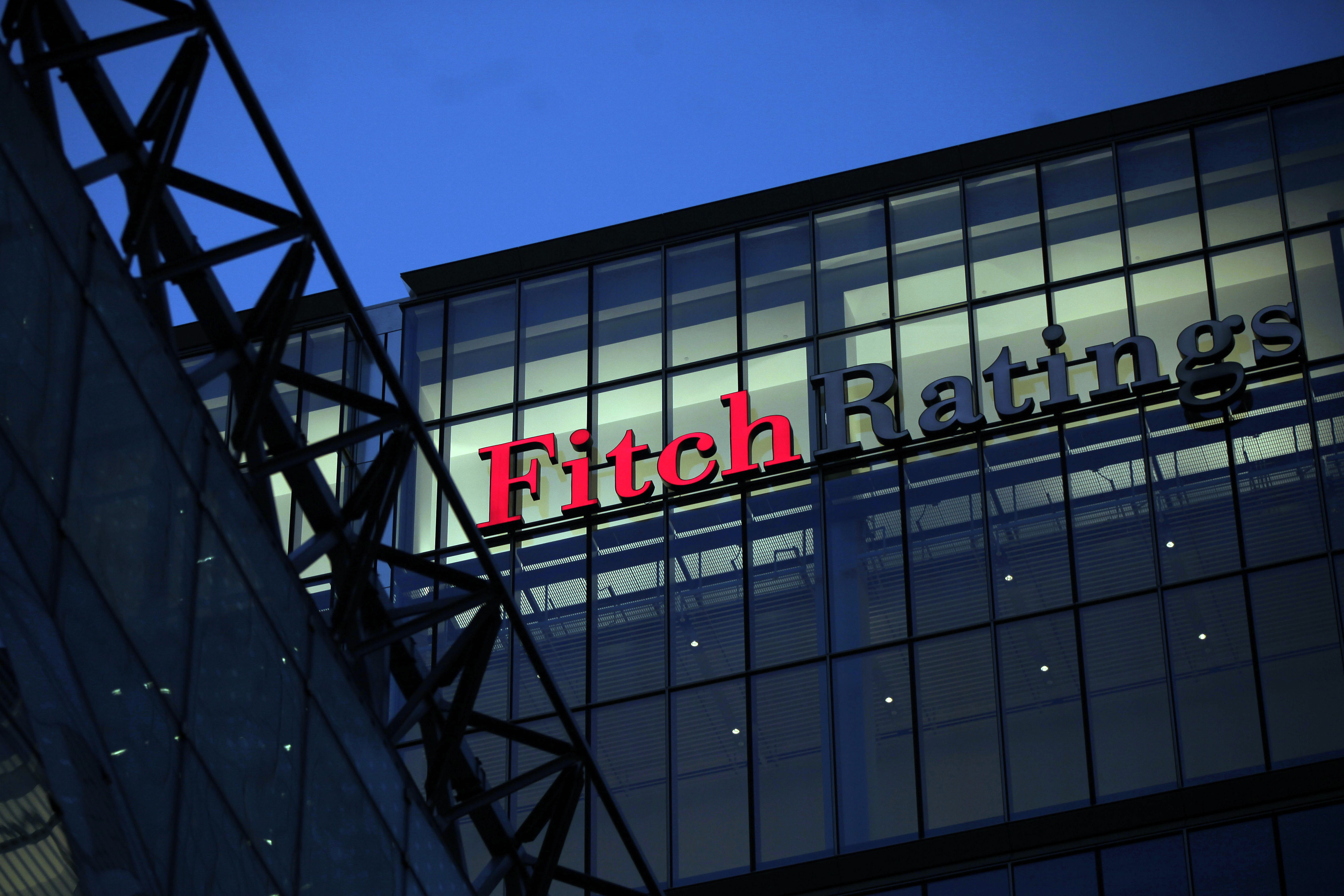 Fitch es una firma valoradora de riesgos crediticios con sede en NuevaYork (EE.UU.) / Bloomberg.