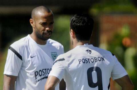El francés Thierry Henry se entrena con el Atlético Nacional