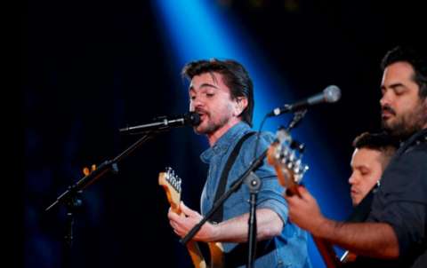 Luego de 10 años Juanes trae el español a los Grammy